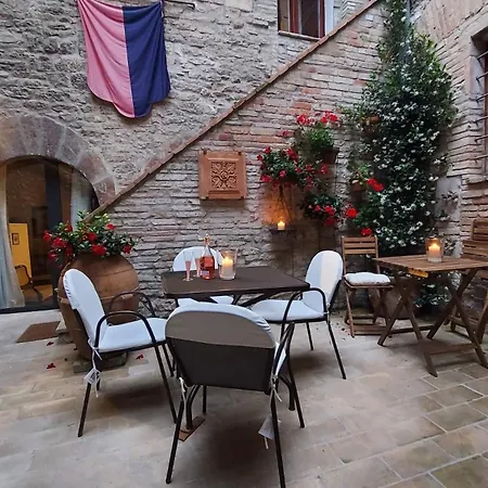 Saint Francis Apartment